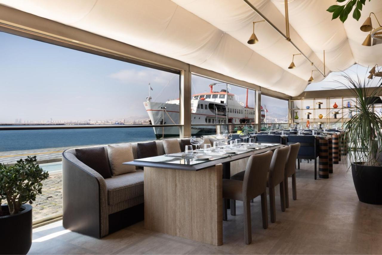 伊兹密尔万豪酒店 外观 照片 The restaurant